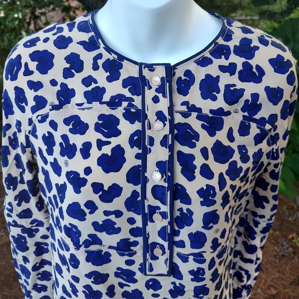 Tory Burch Robin Silk Blue Cheetah Print Long Sleeve Tunic Blouse Women's Size 2